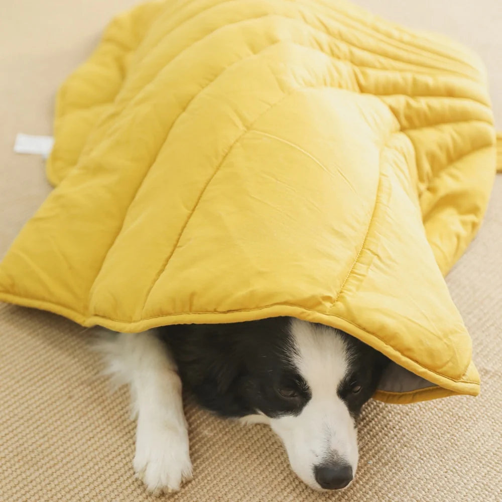 Leaf Shape Dog Blanket