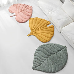 Leaf Shape Dog Blanket